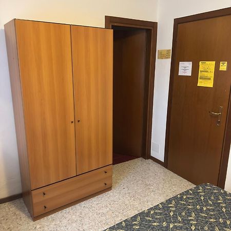 ברדולינו Hotel Benacus מראה חיצוני תמונה