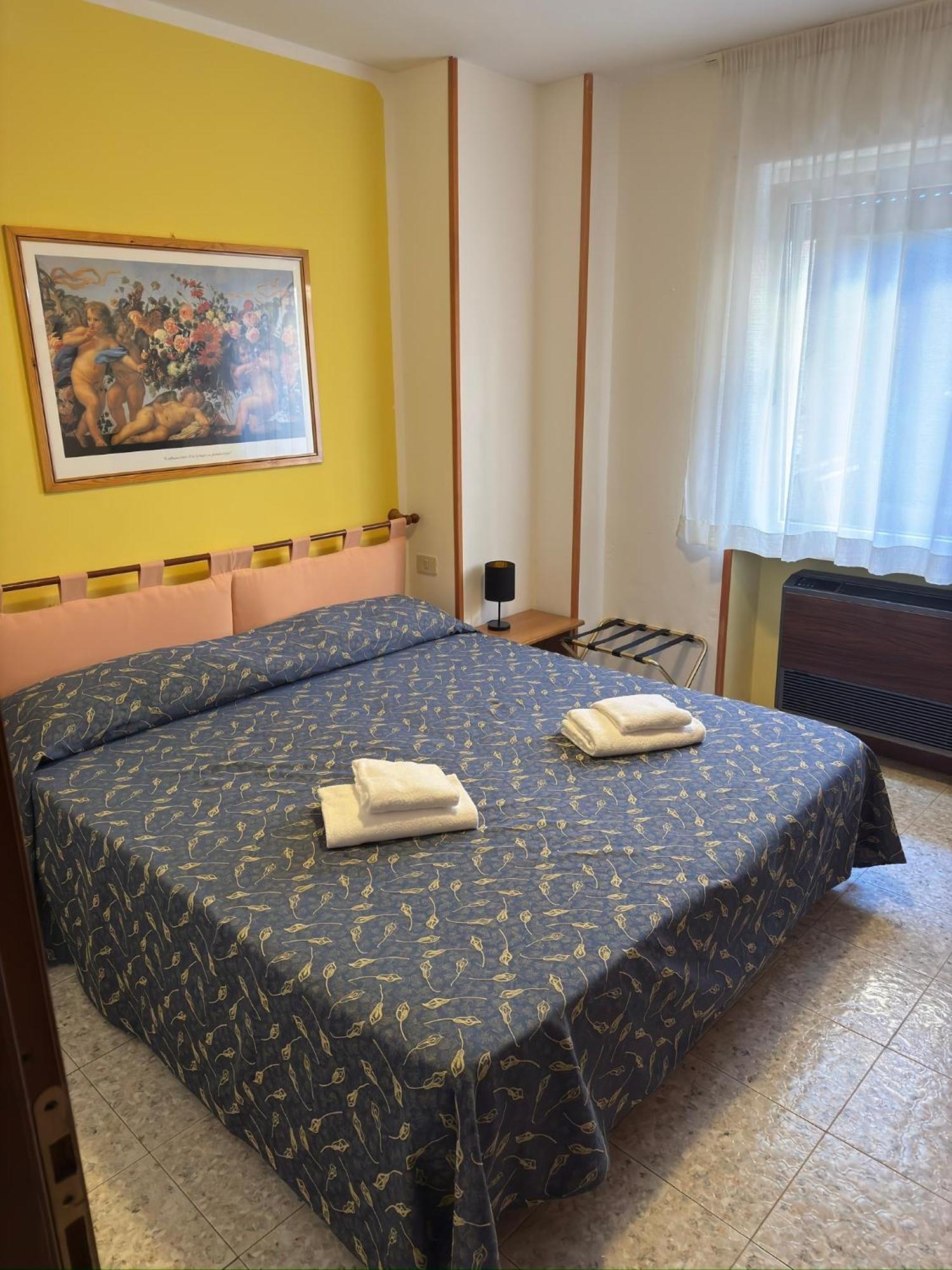 ברדולינו Hotel Benacus מראה חיצוני תמונה