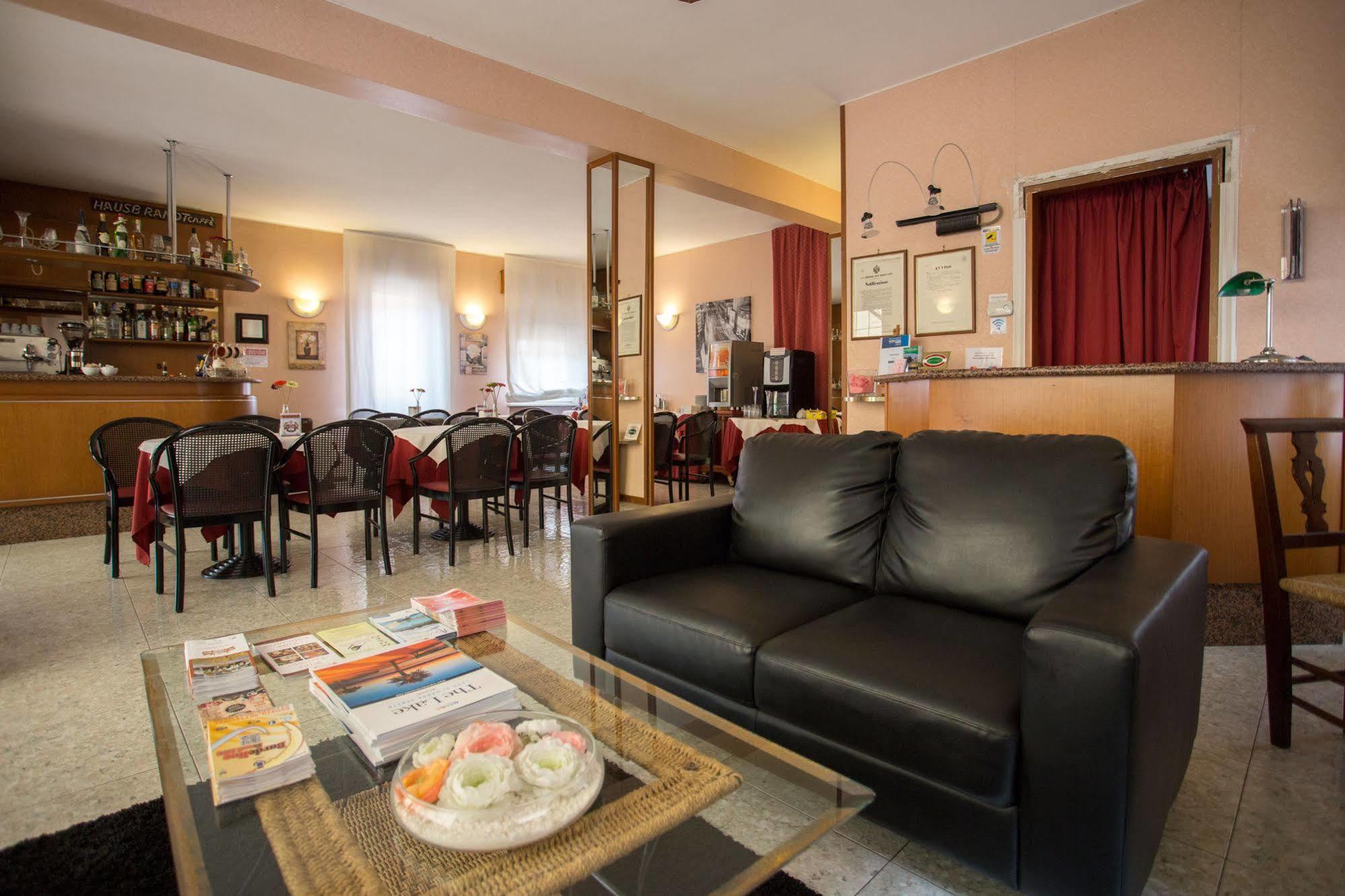 ברדולינו Hotel Benacus מראה חיצוני תמונה