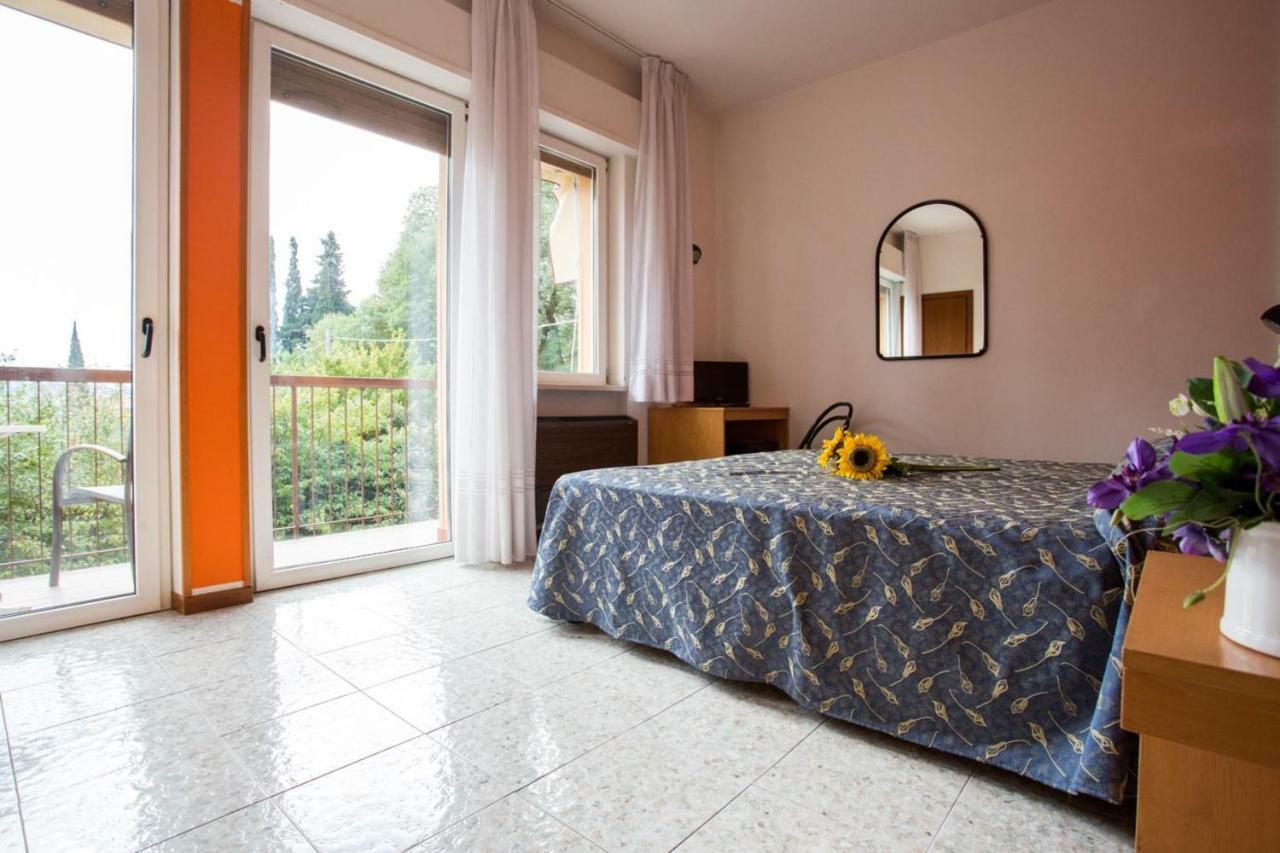 ברדולינו Hotel Benacus מראה חיצוני תמונה