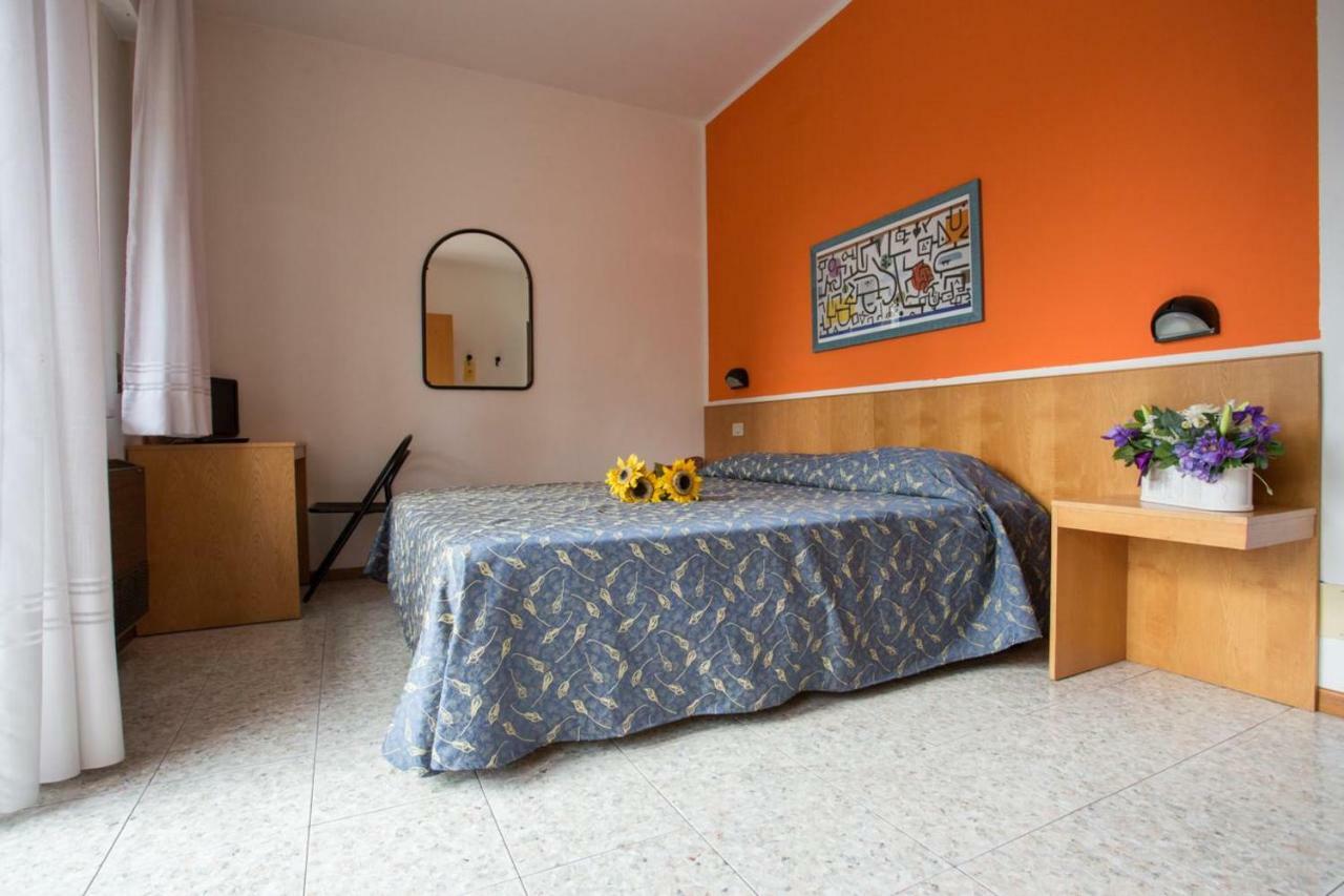 ברדולינו Hotel Benacus מראה חיצוני תמונה